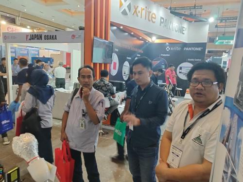 LINE ALBUM Manufacturing-Indonesia-2024 241211 16