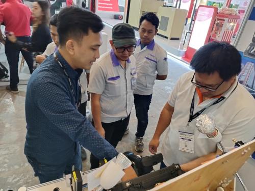 LINE ALBUM Manufacturing-Indonesia-2024 241211 21